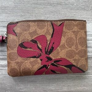 COACH wristlet brand new